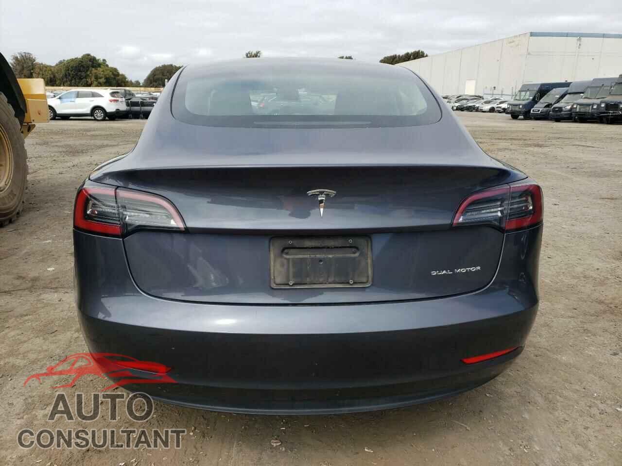 TESLA MODEL 3 2023 - 5YJ3E1EB7PF454496