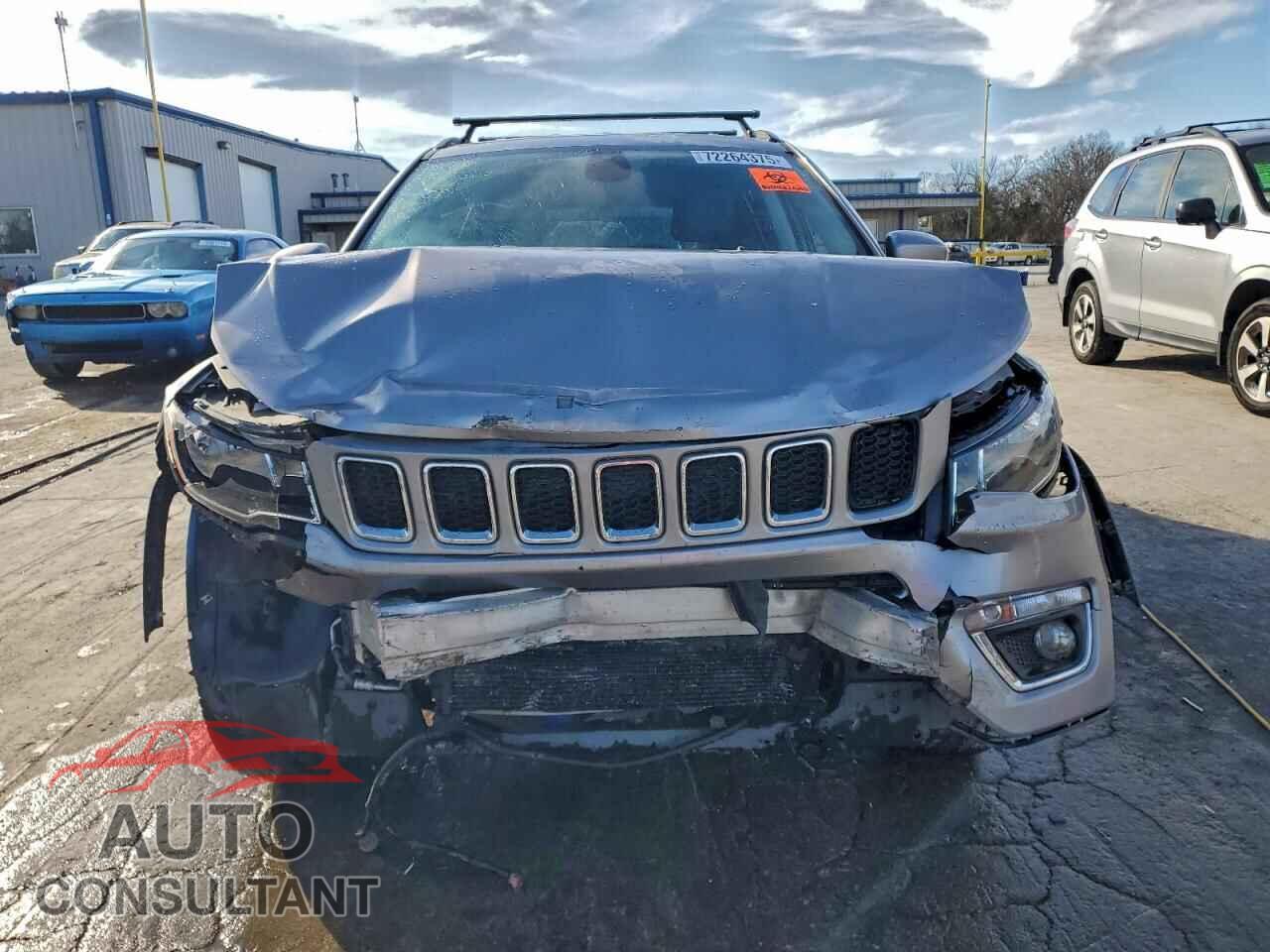 JEEP COMPASS 2018 - 3C4NJCBB9JT181784
