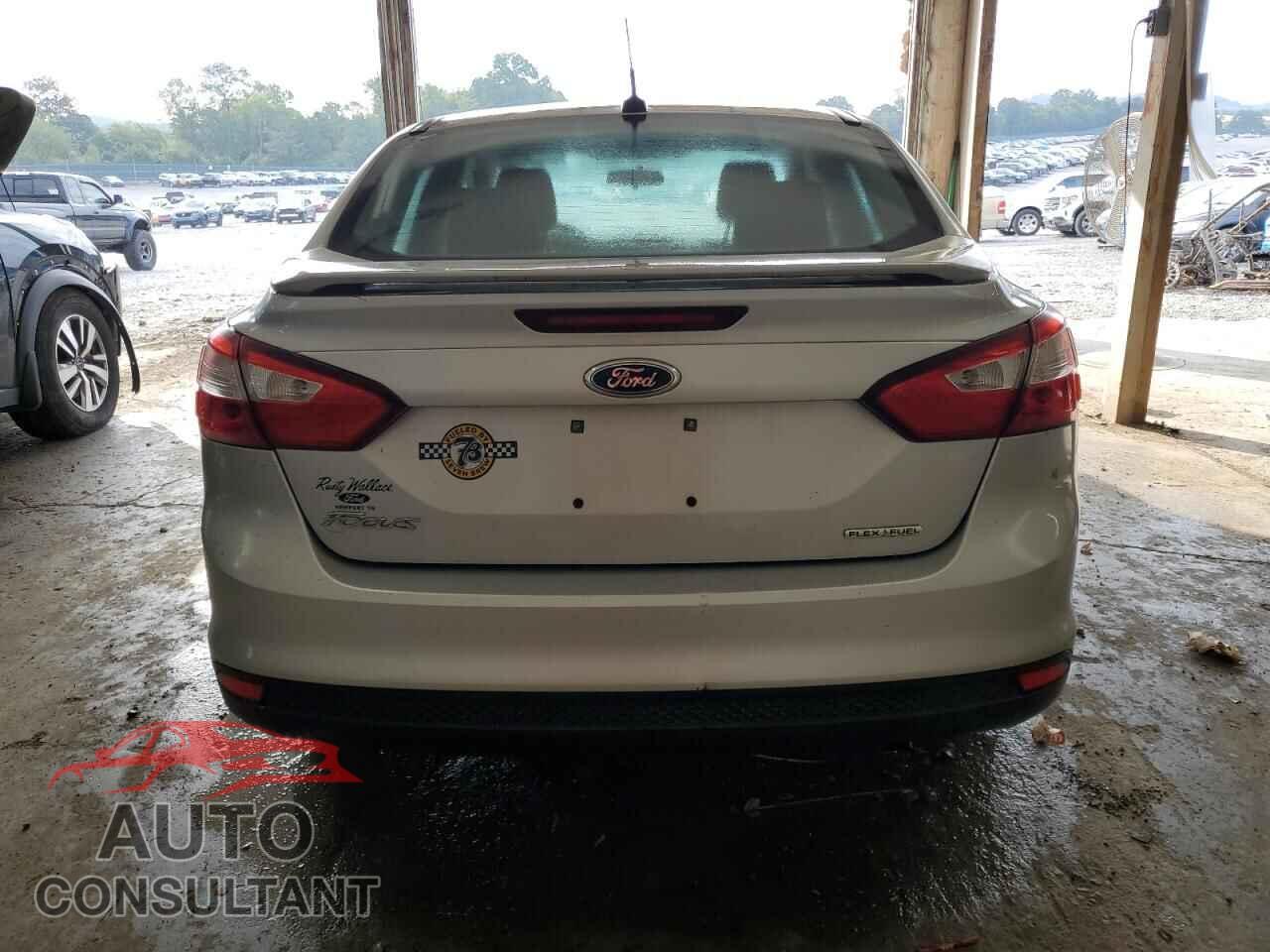 FORD FOCUS 2013 - 1FADP3E20DL149270
