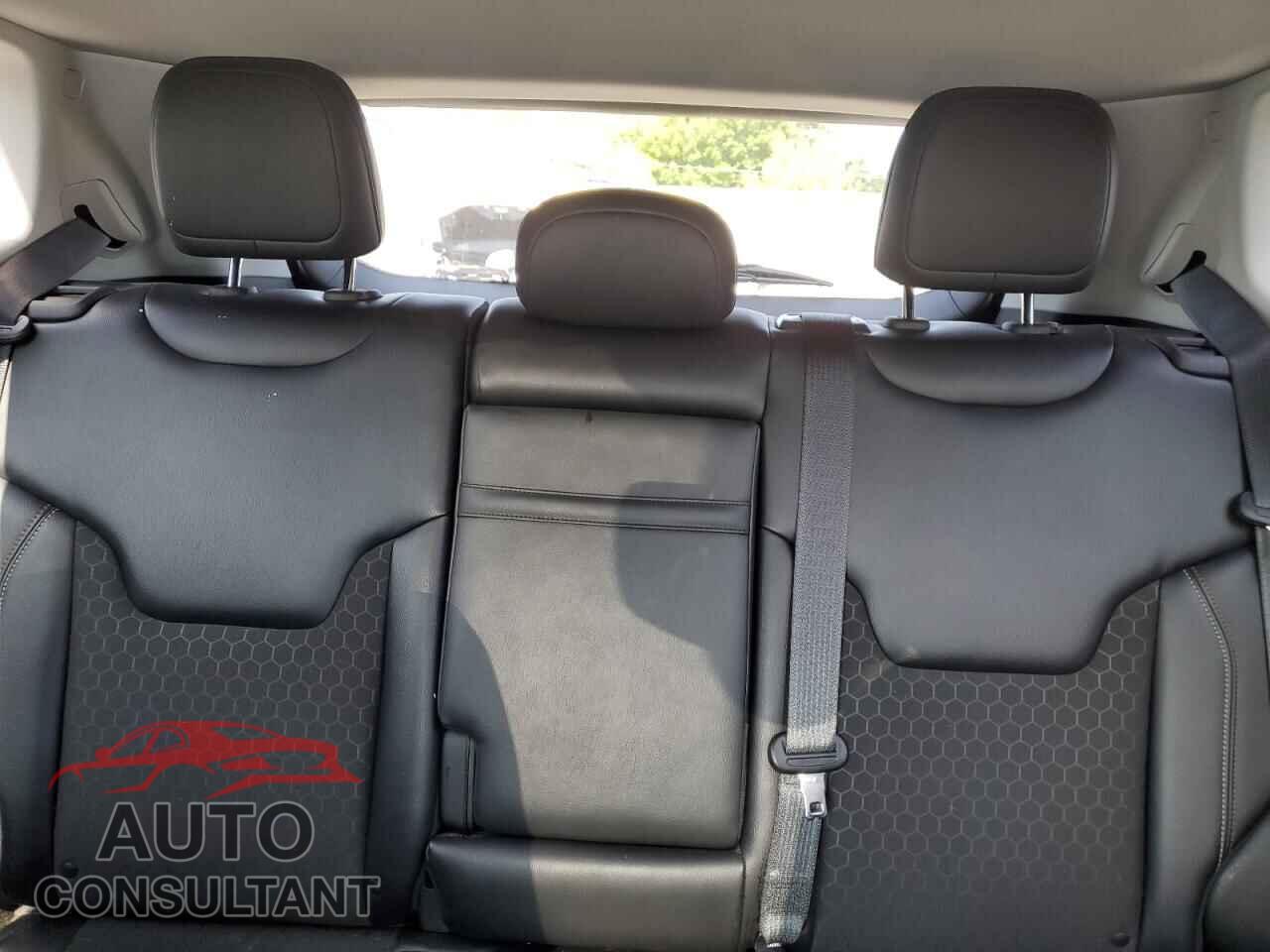 JEEP COMPASS 2017 - 3C4NJDBB5HT666391