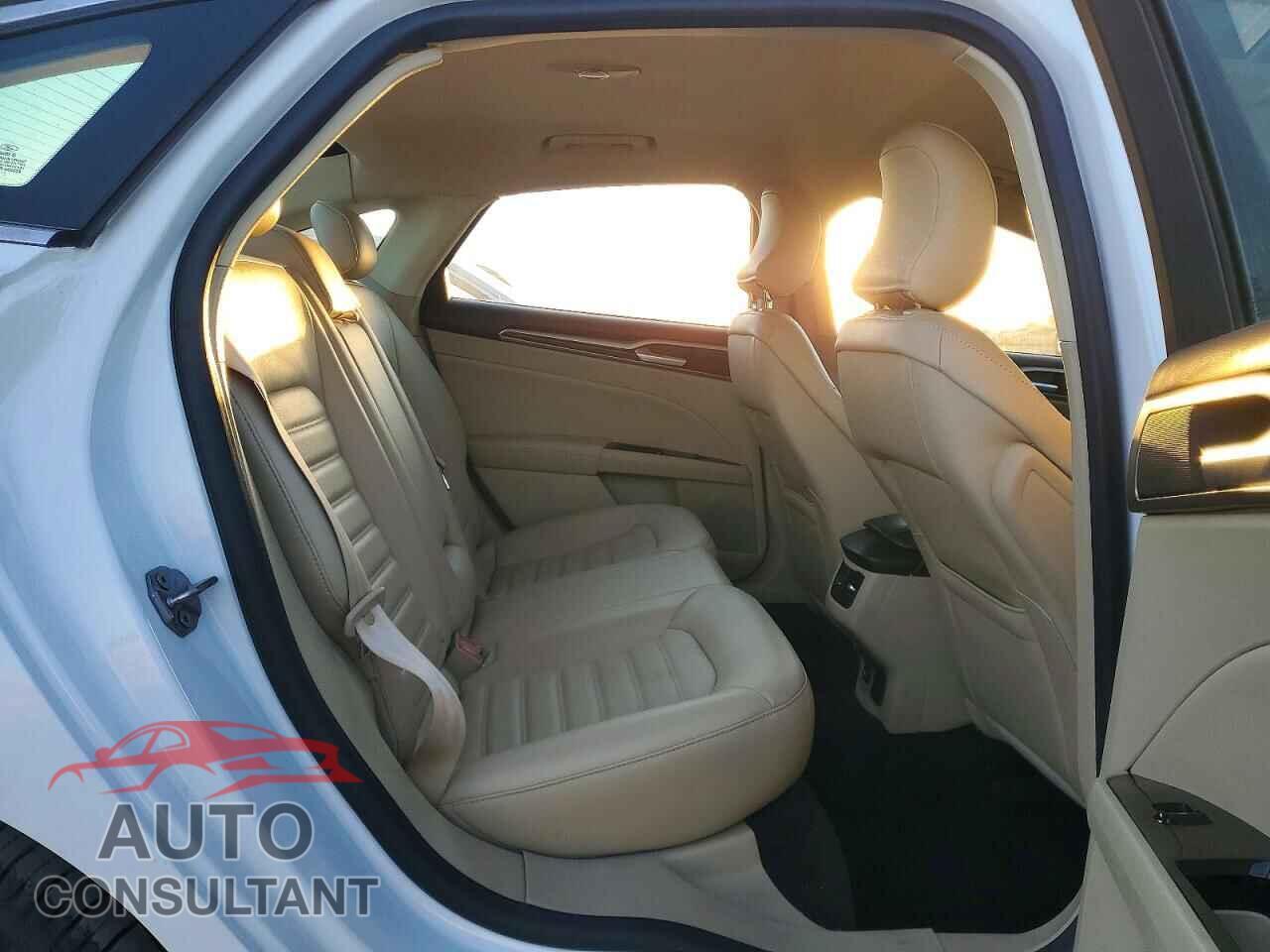 FORD FUSION 2016 - 3FA6P0PU5GR166495