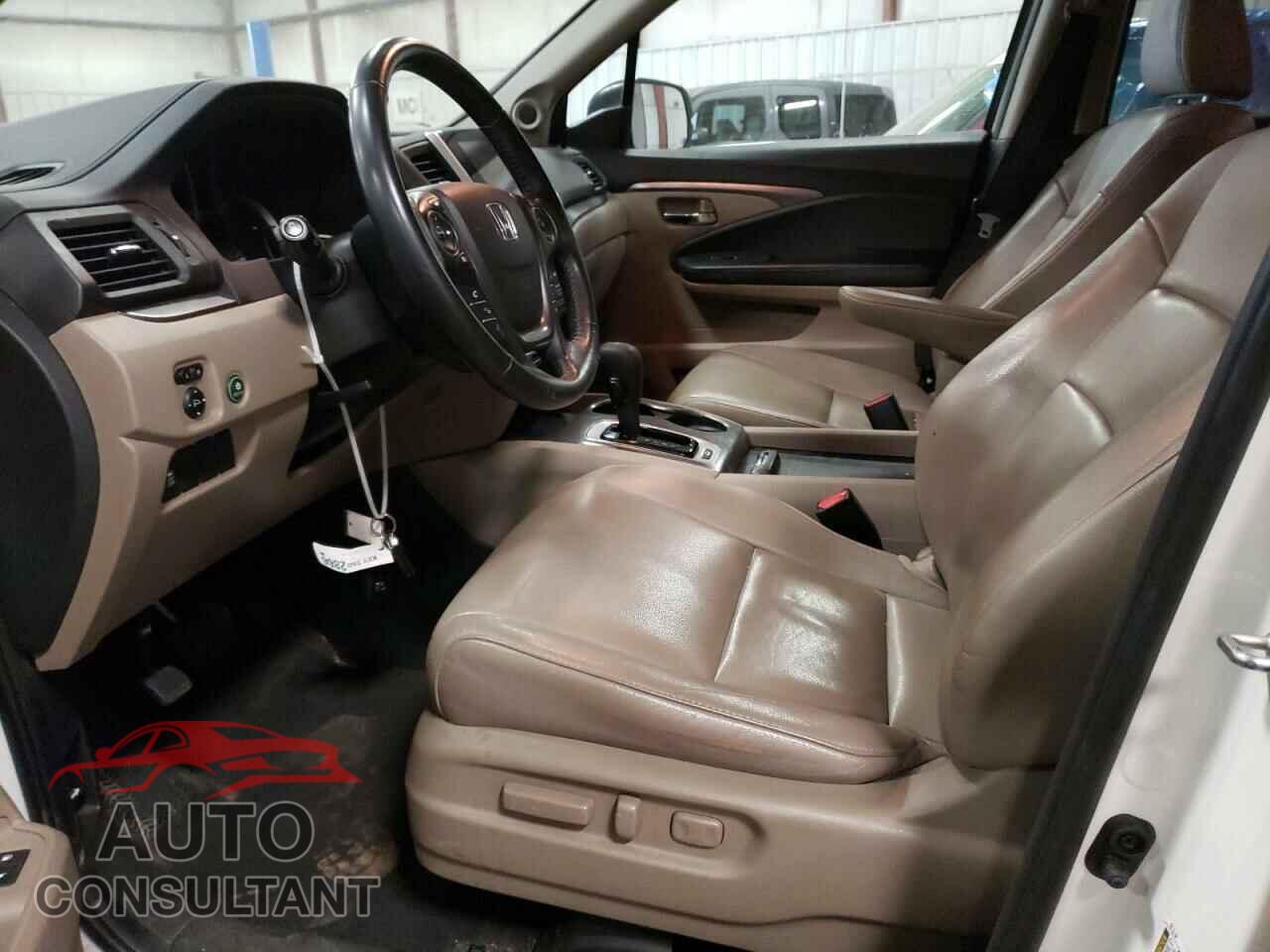 HONDA PILOT 2016 - 5FNYF6H58GB011683
