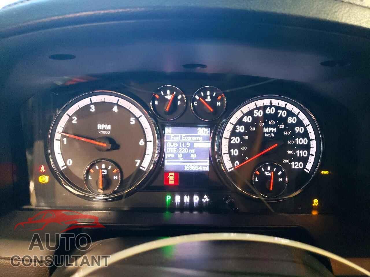 DODGE RAM 1500 2012 - 1C6RD7MT7CS204545