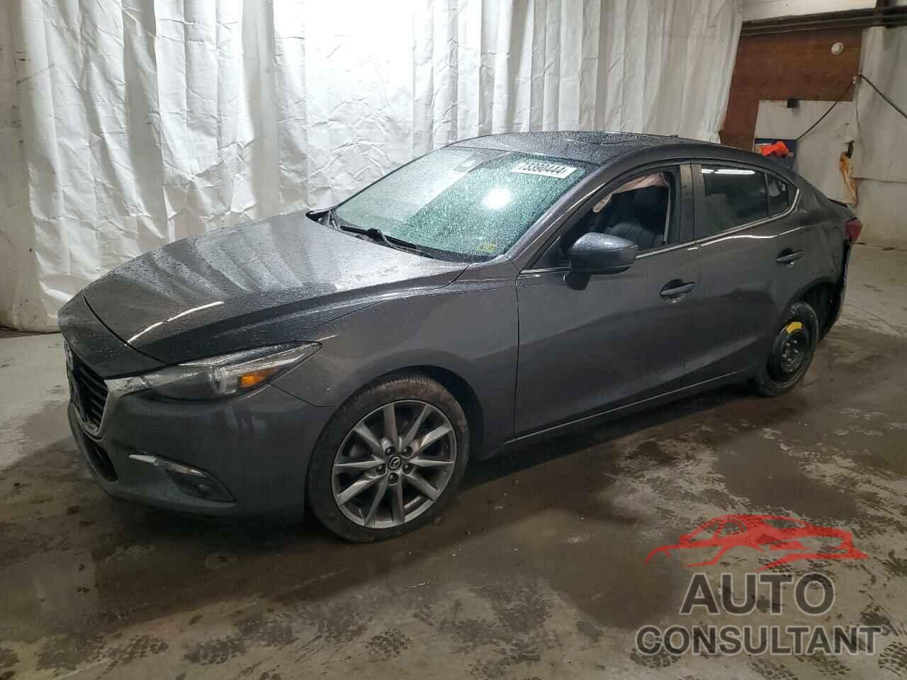 MAZDA 3 2018 - 3MZBN1W39JM255095