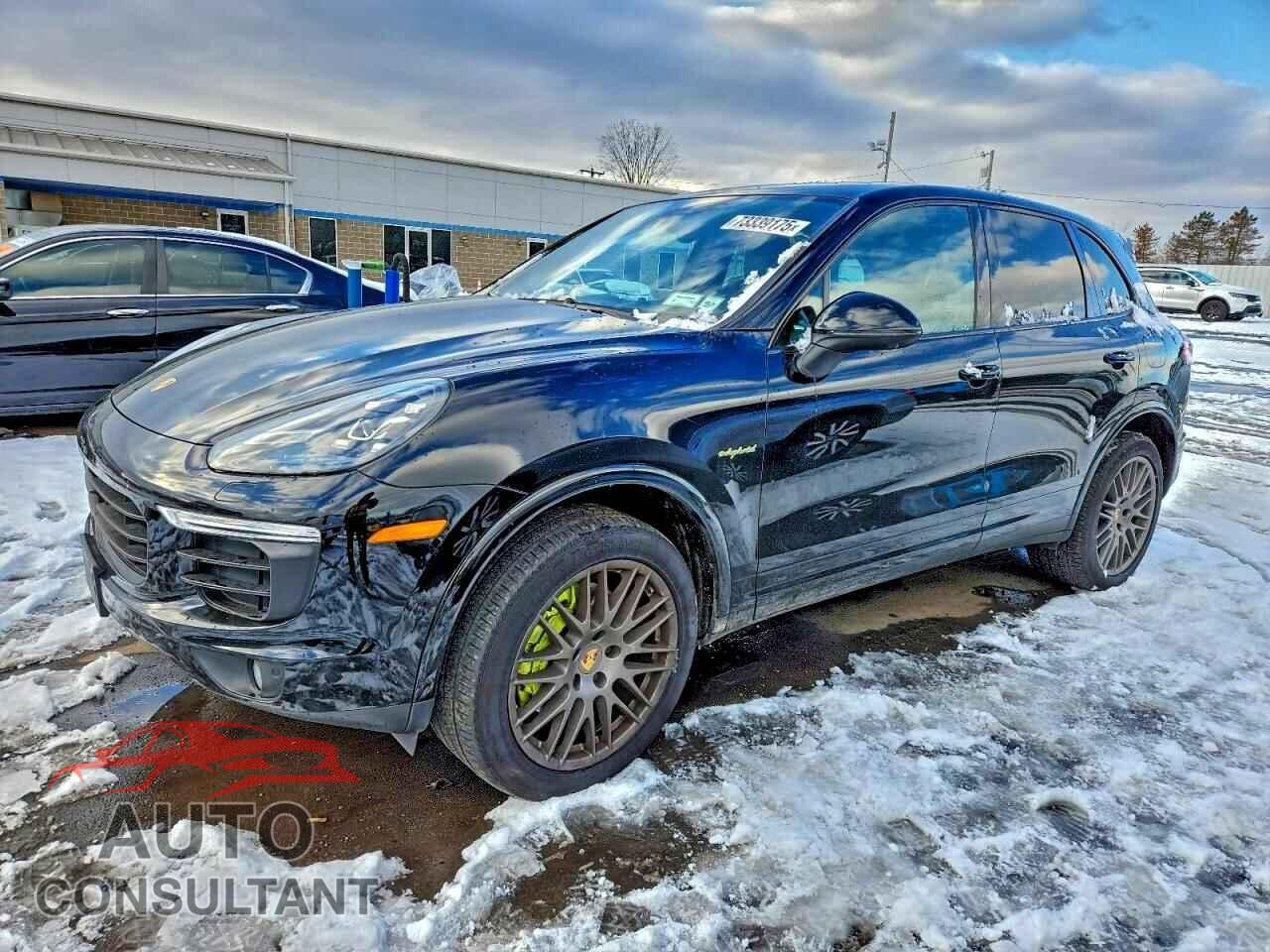 PORSCHE CAYENNE 2018 - WP1AE2A22JLA71183