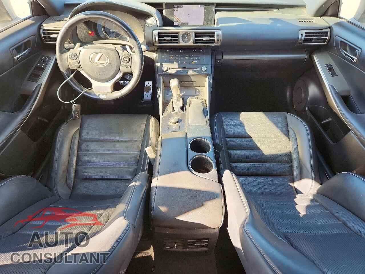 LEXUS IS 2015 - JTHBF1D29F5047188