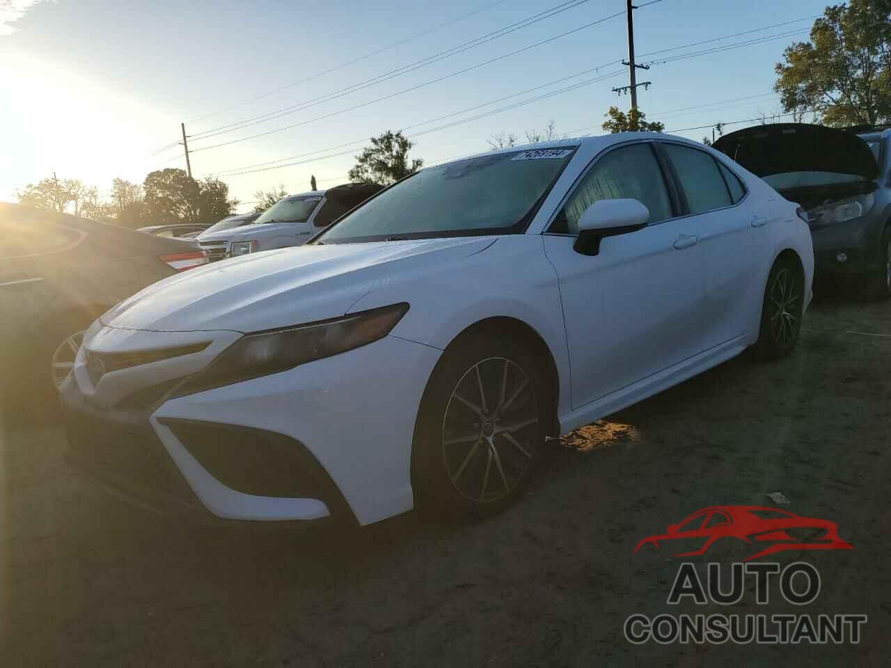 TOYOTA CAMRY 2021 - 4T1G11AK2MU465603
