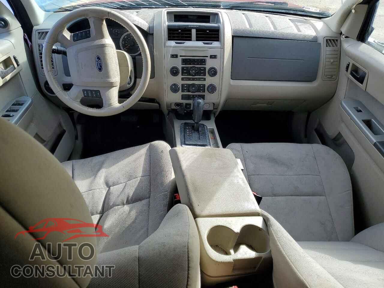 FORD ESCAPE 2011 - 1FMCU0D74BKC03775
