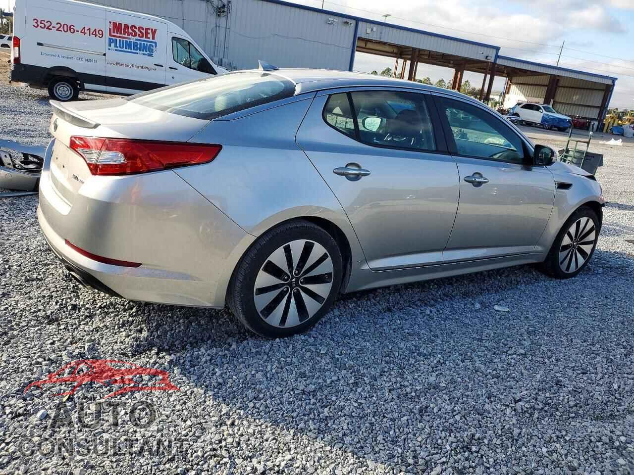 KIA OPTIMA 2011 - KNAGR4A69B5144101
