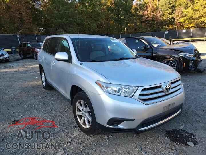 TOYOTA HIGHLANDER 2011 - 5TDZK3EH5BS037479