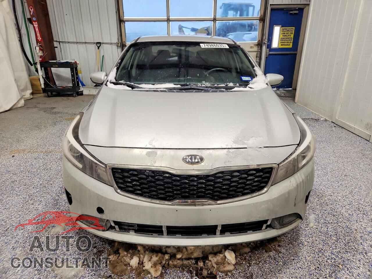 KIA FORTE 2018 - 3KPFL4A79JE248891