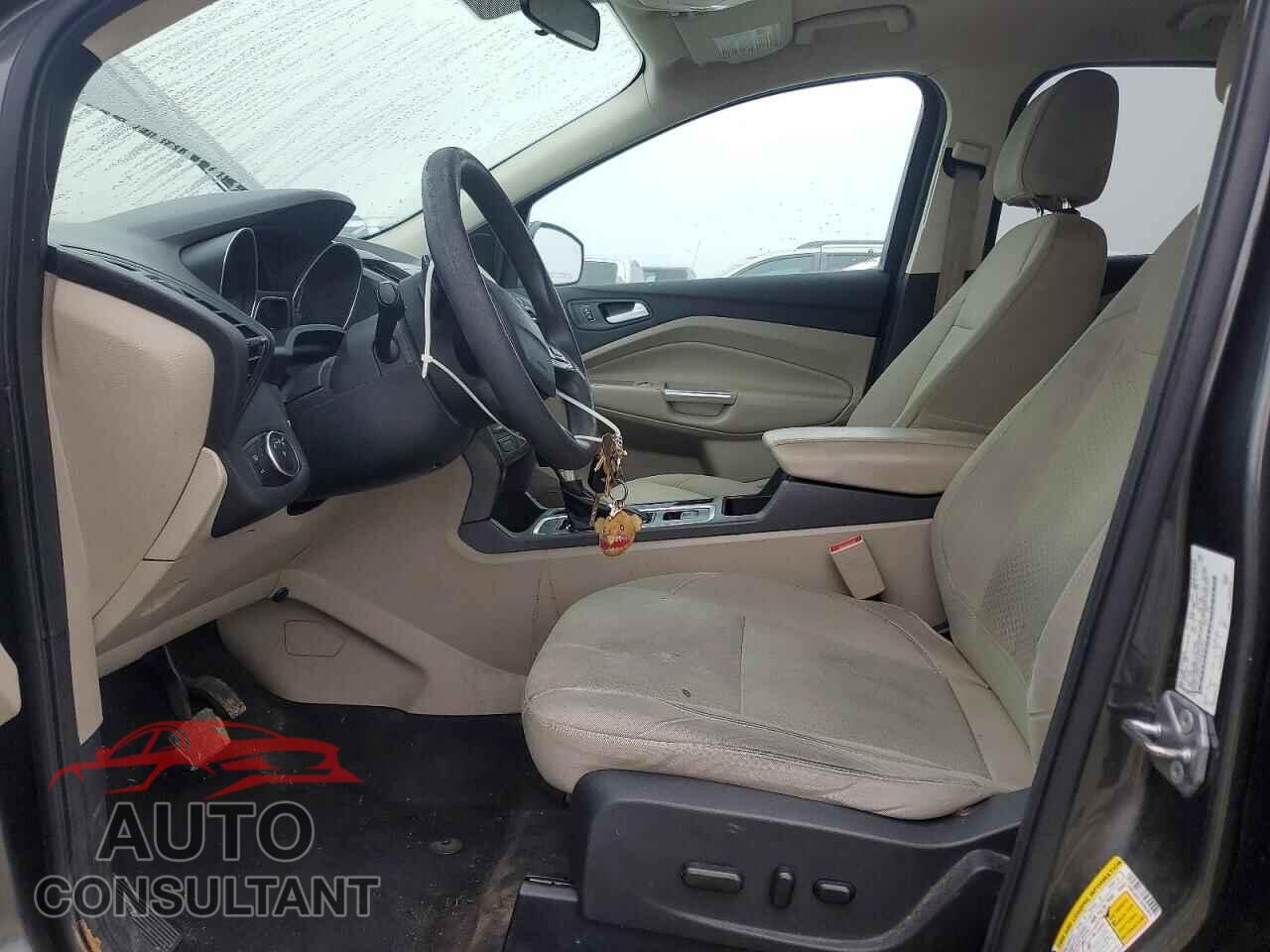FORD ESCAPE 2017 - 1FMCU0GD1HUD94974