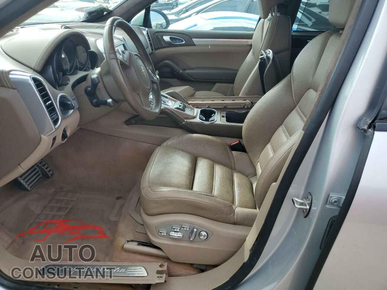 PORSCHE CAYENNE 2013 - WP1AC2A26DLA91639