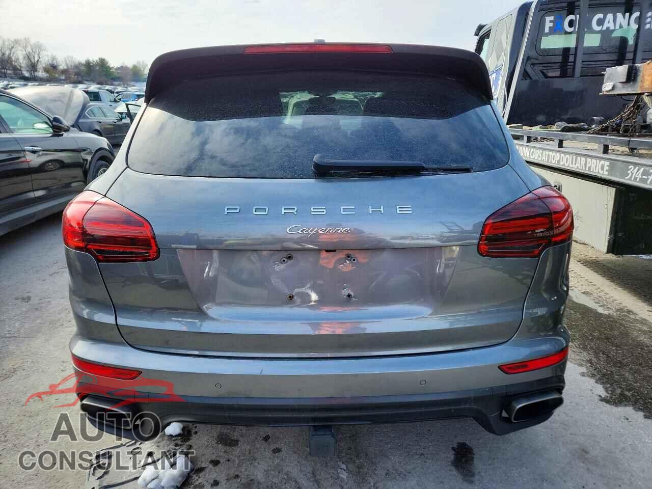 PORSCHE CAYENNE 2017 - WP1AA2A26HKA92064