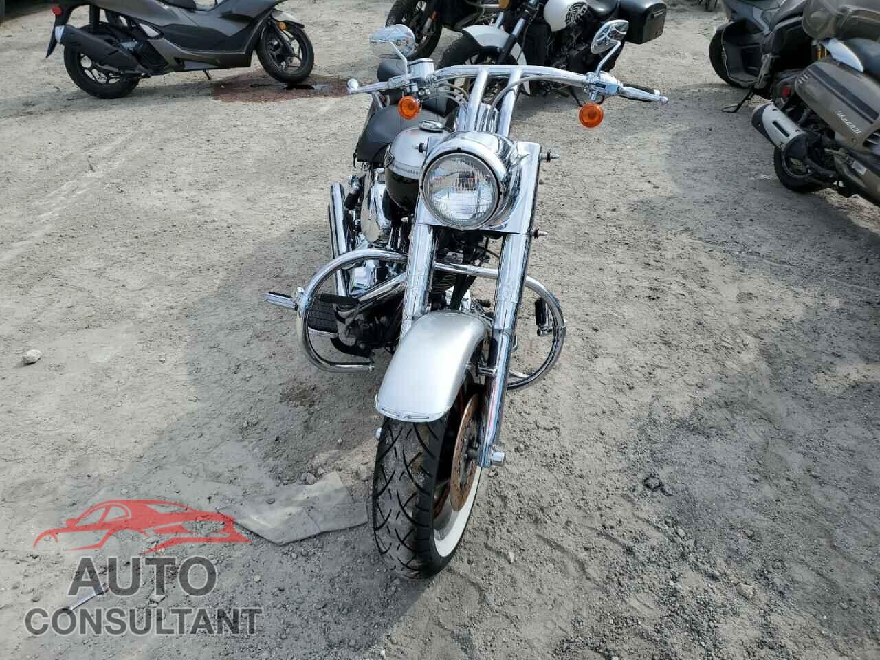 HARLEY-DAVIDSON FL 2003 - 1HD1BXB473Y106604