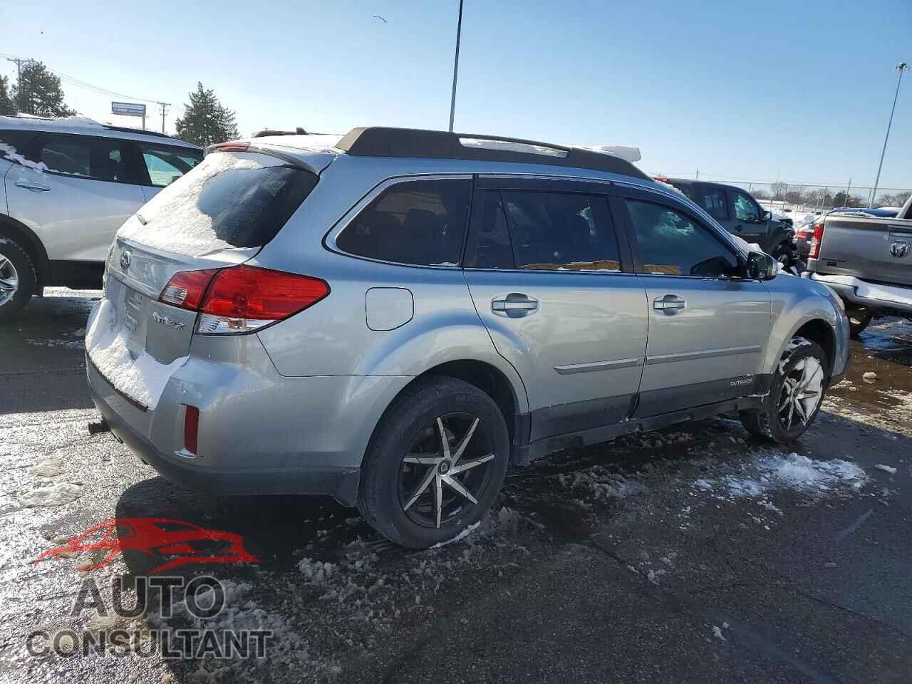 SUBARU OUTBACK 2013 - 4S4BRCLC9D3213941