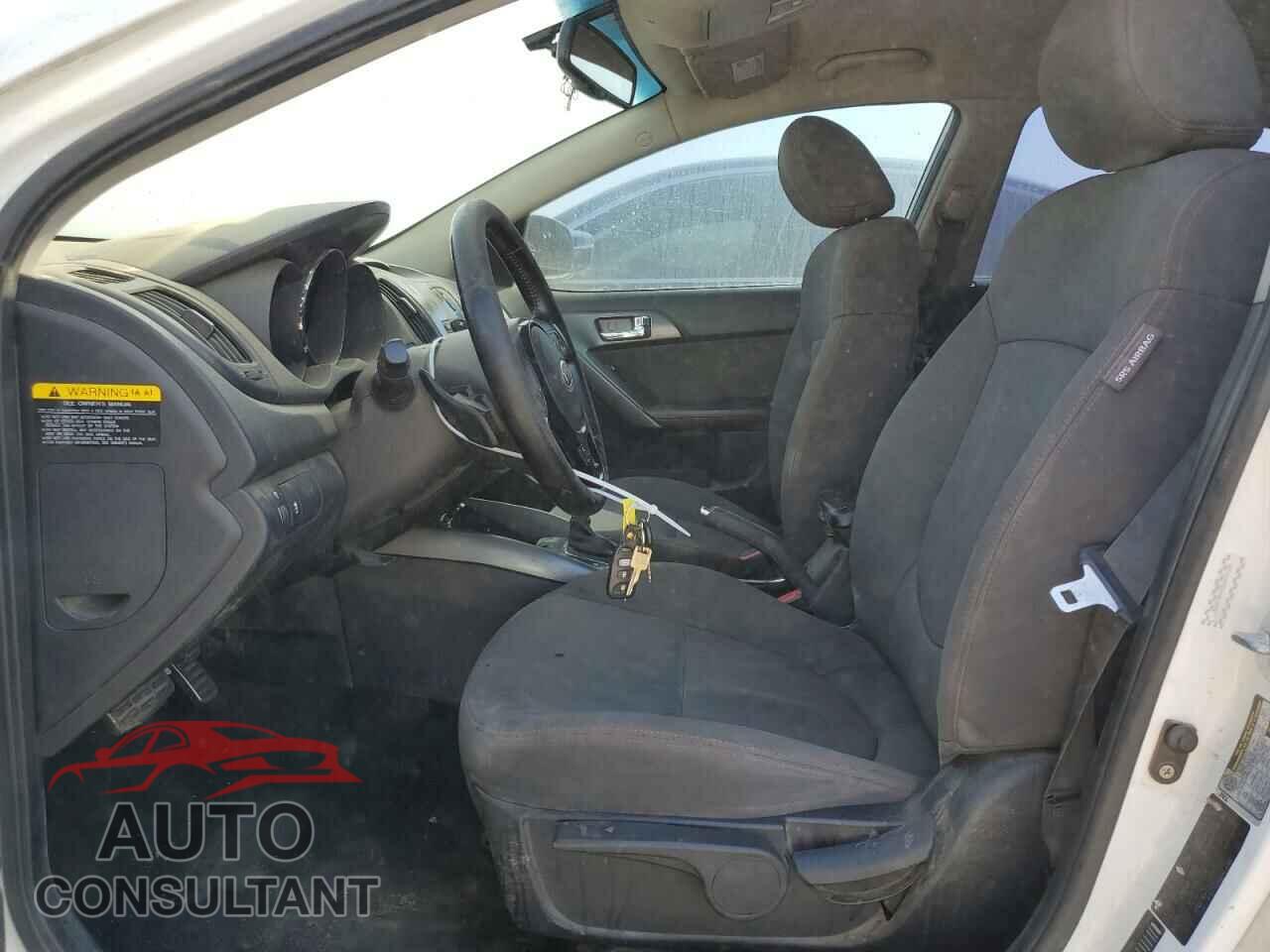 KIA FORTE 2013 - KNAFW4A35D5741002