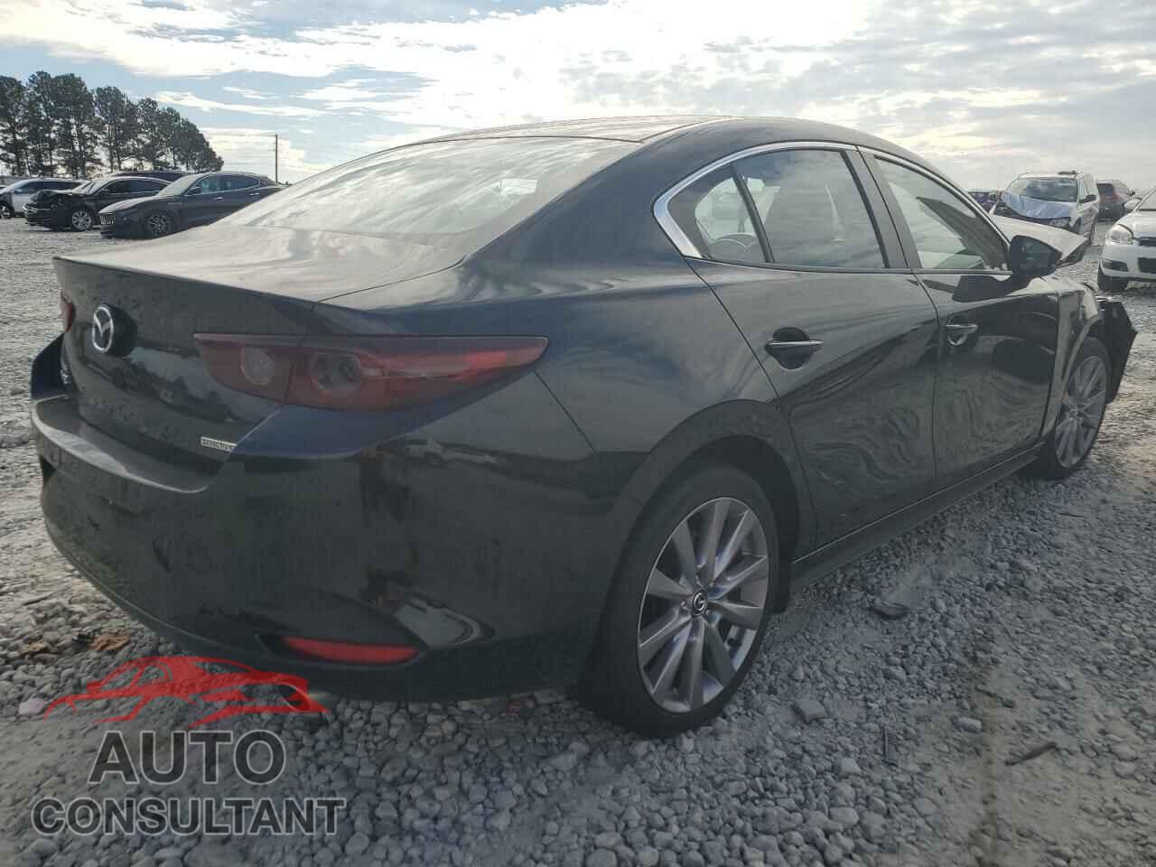 MAZDA 3 2021 - JM1BPABL4M1324246