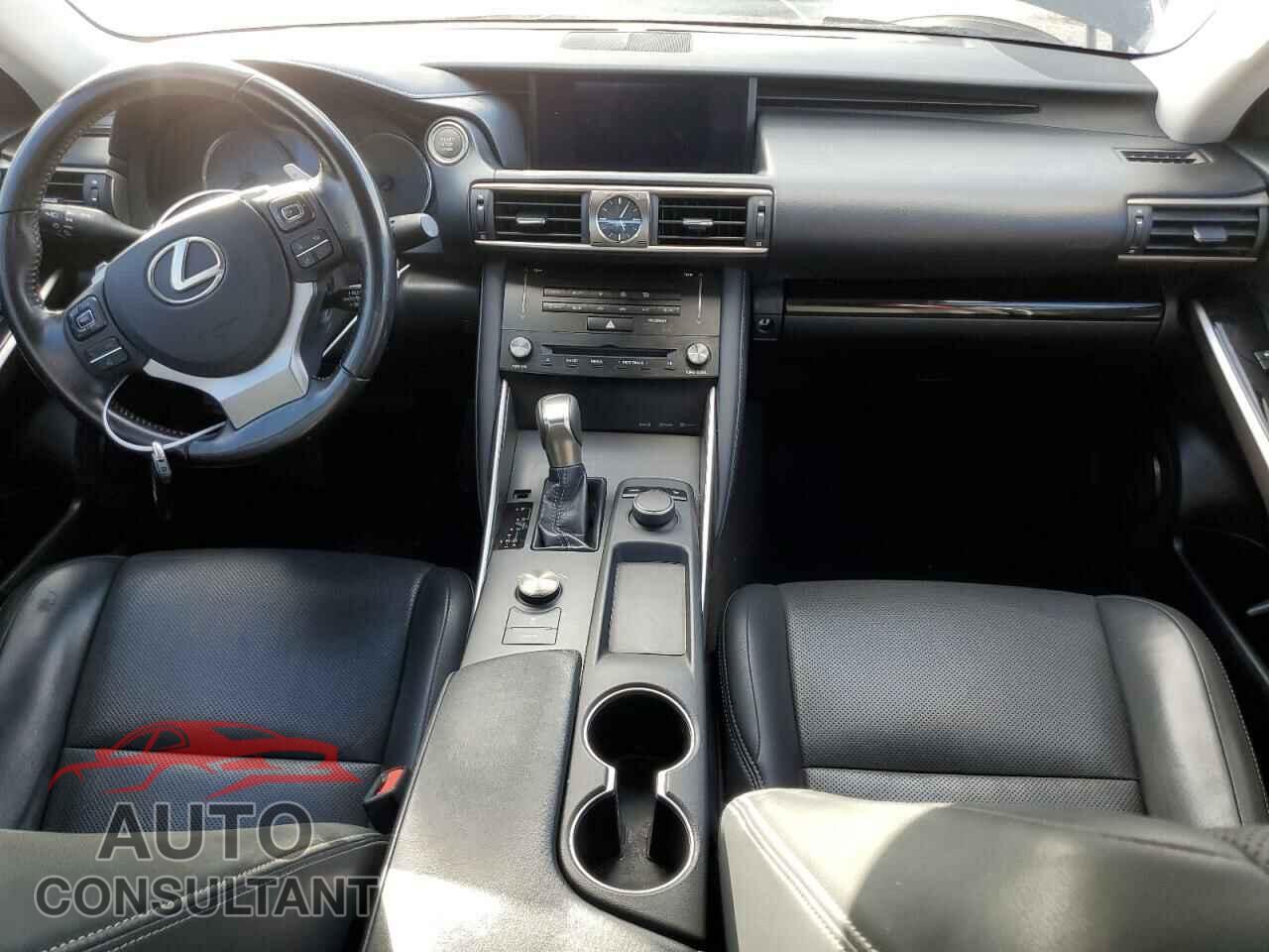 LEXUS IS 2017 - JTHBA1D2XH5053082