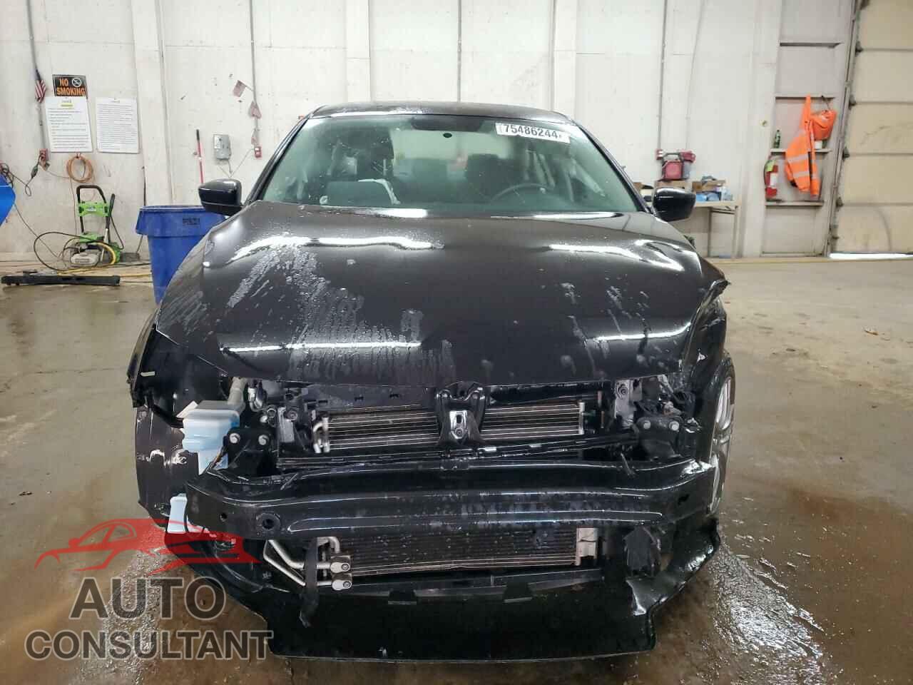 VOLKSWAGEN JETTA 2017 - 3VW2B7AJ4HM224493
