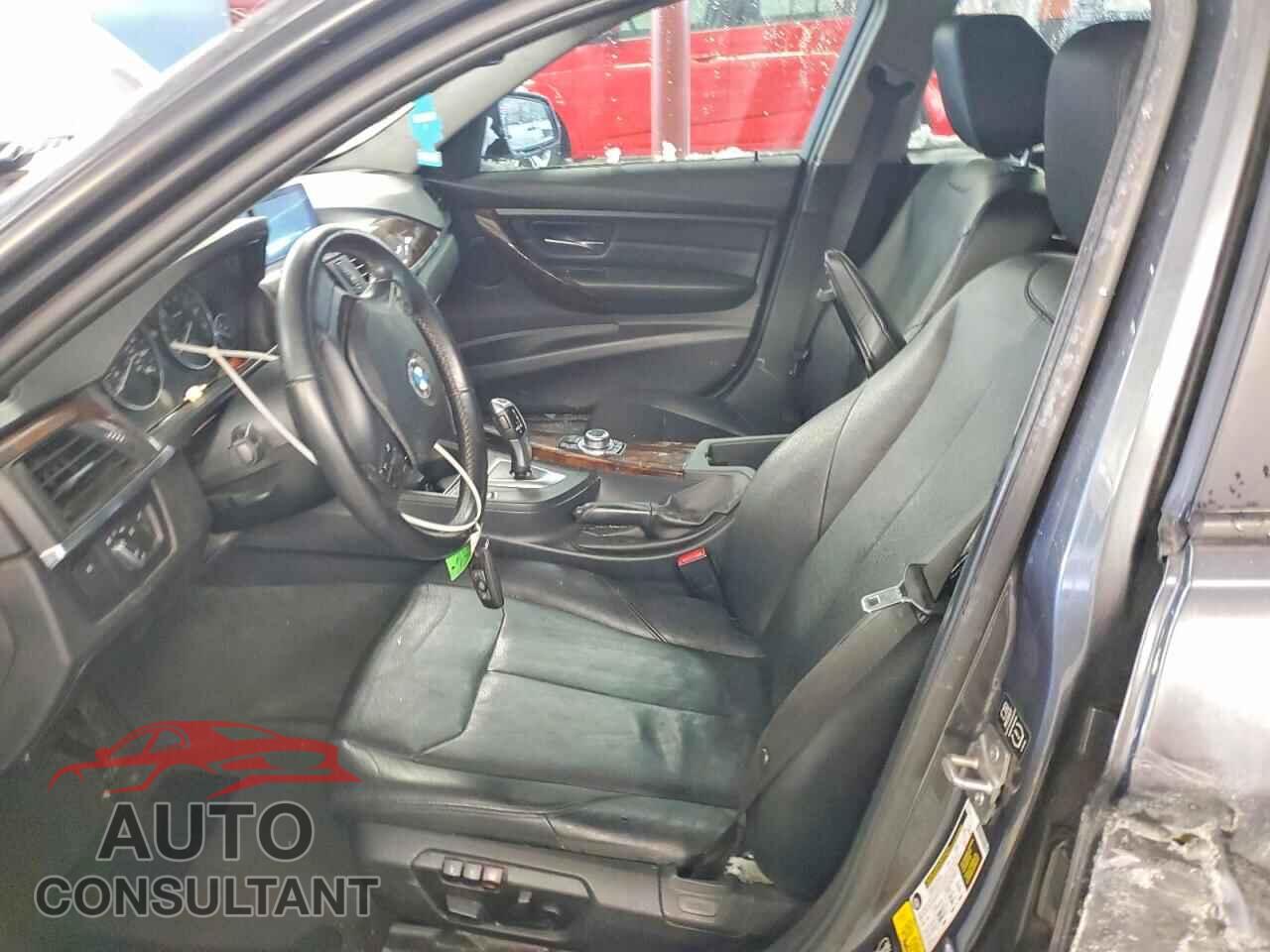 BMW 3 SERIES 2013 - WBA3B5C57DF595246