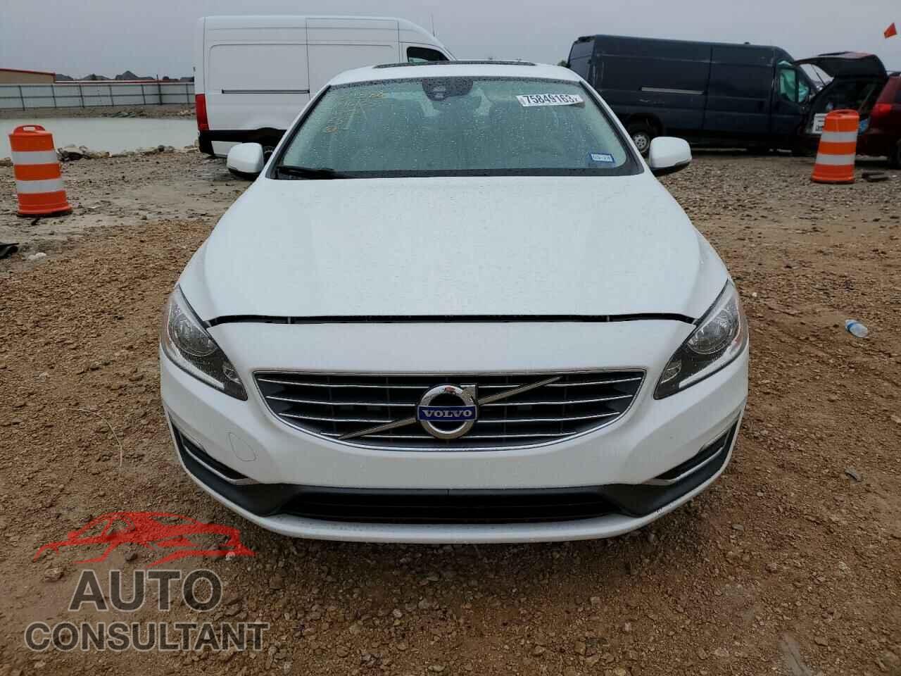 VOLVO S60 2017 - LYV402HK4HB141106