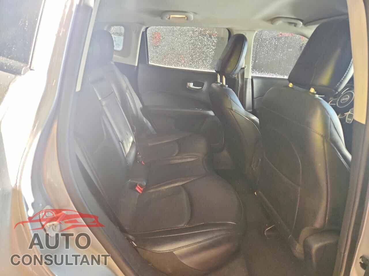 JEEP COMPASS 2019 - 3C4NJDCB2KT800909
