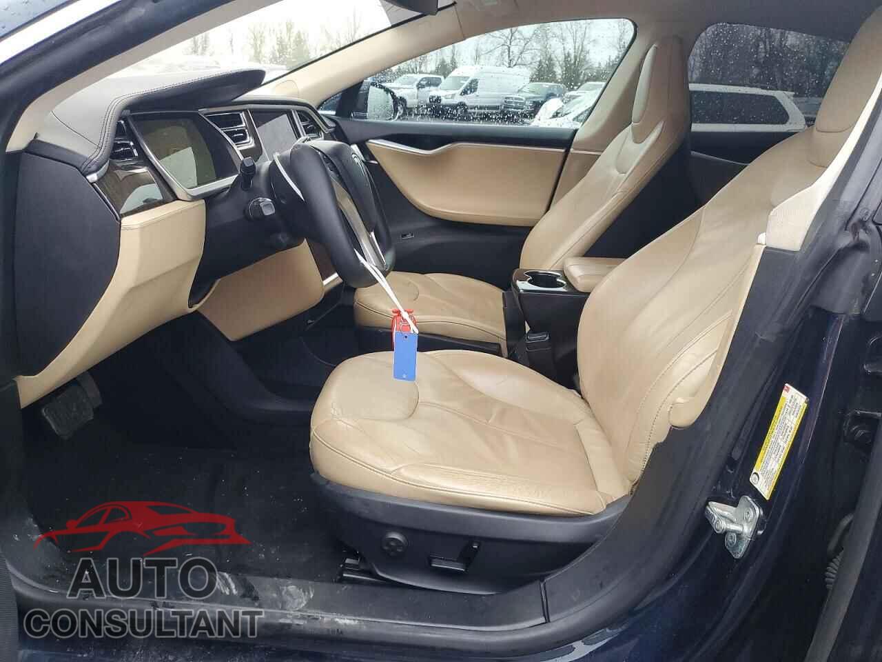 TESLA MODEL S 2013 - 5YJSA1CN8DFP06224