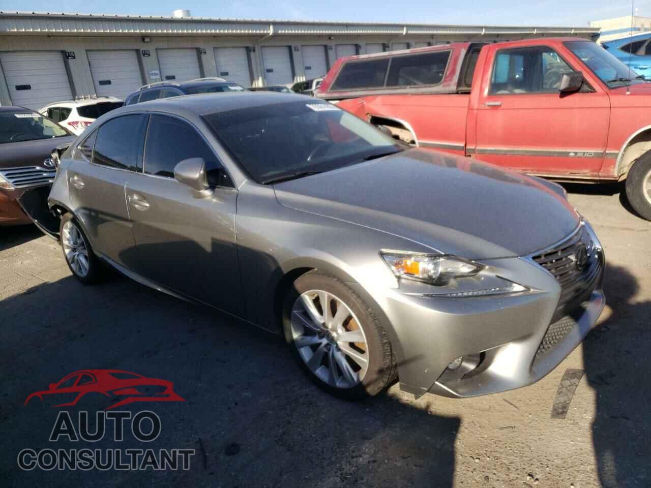 LEXUS IS 2016 - JTHBA1D21G5013732