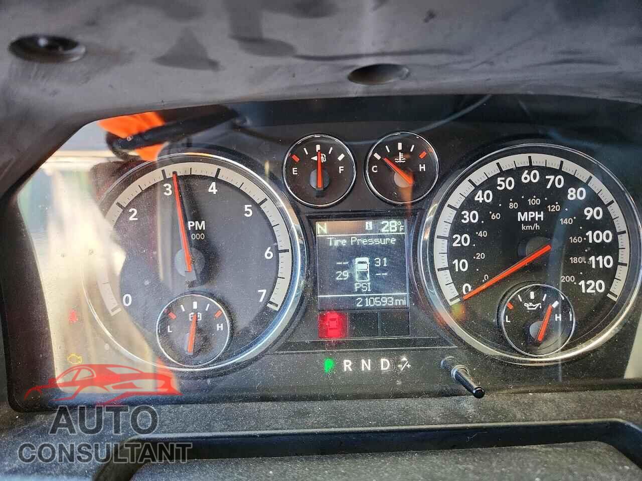 DODGE RAM 1500 2012 - 1C6RD7LT2CS171018