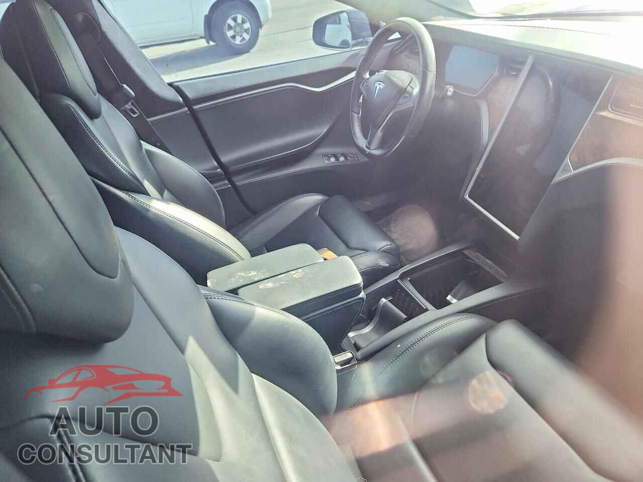 TESLA MODEL S 2019 - 5YJSA1E24KF312137