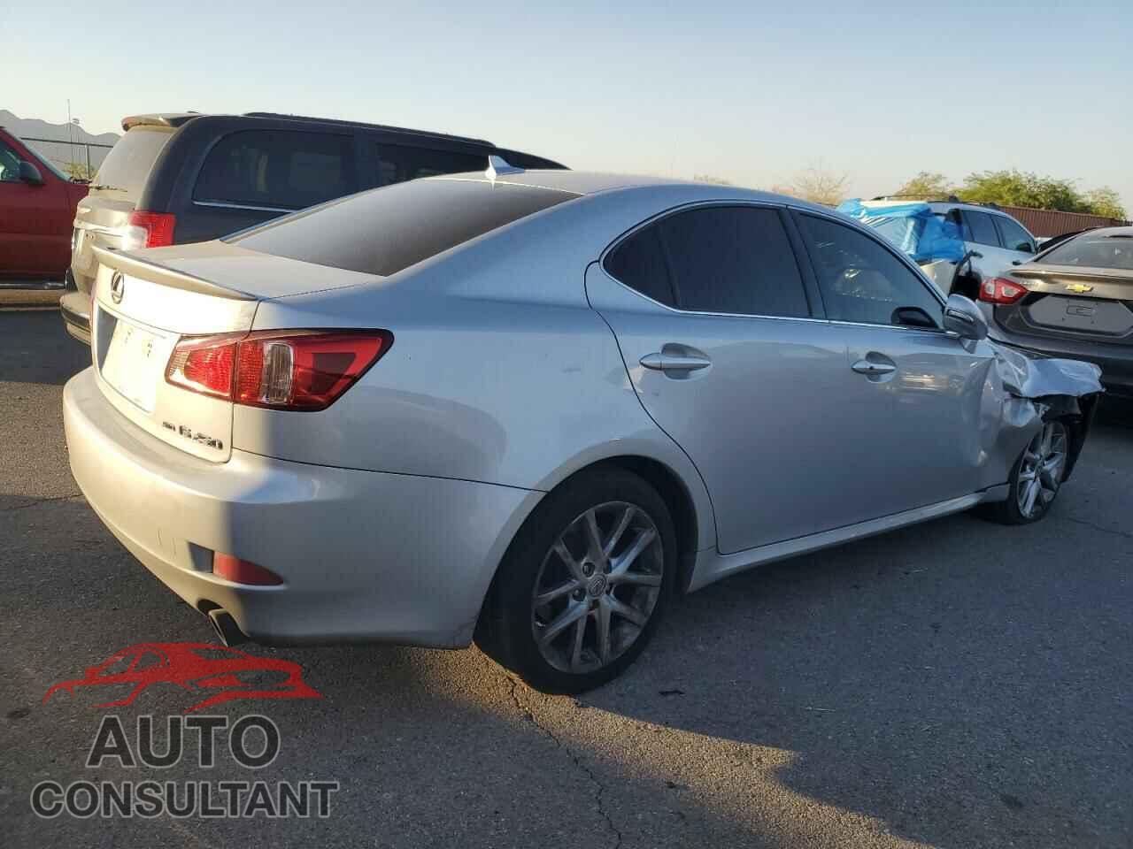 LEXUS IS 2013 - JTHCF5C20D5062852
