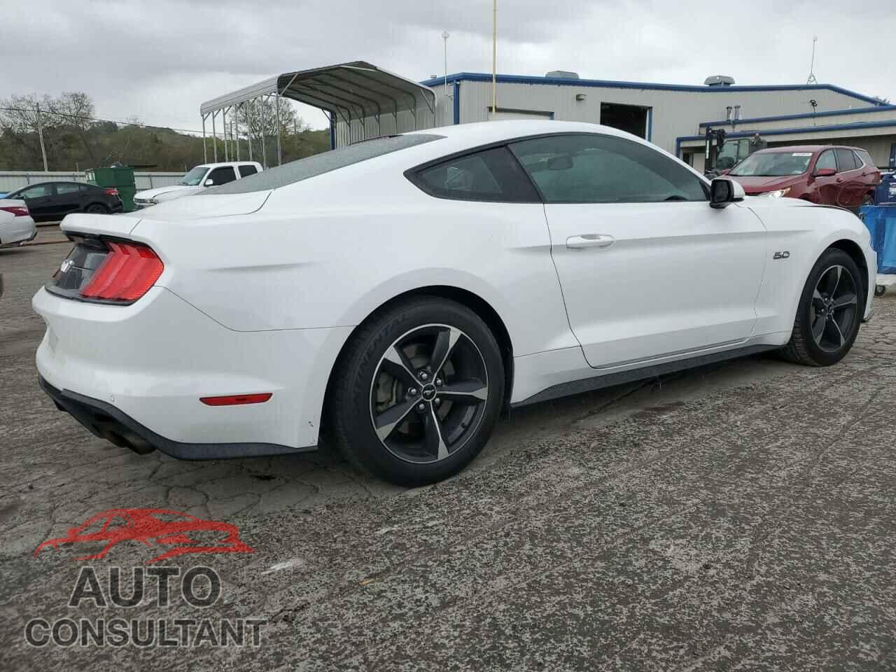 FORD MUSTANG 2018 - 1FA6P8CF8J5116500