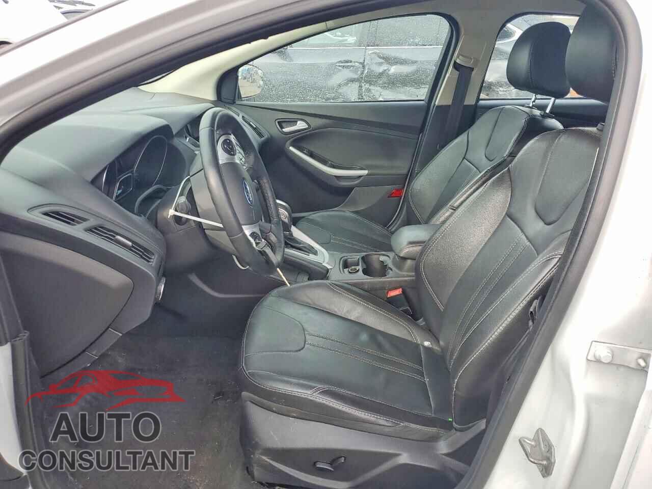 FORD FOCUS 2014 - 1FADP3F21EL314565
