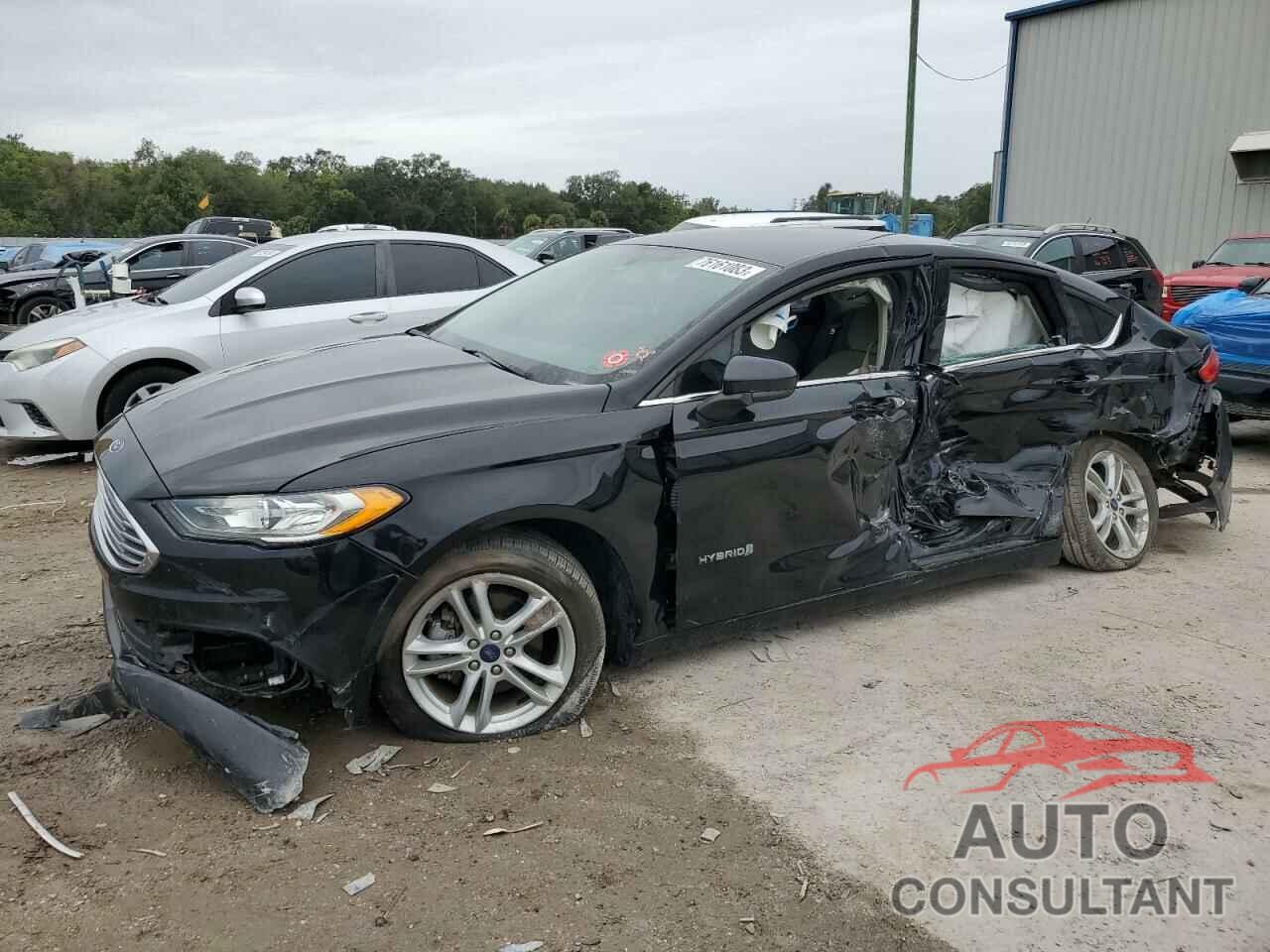 FORD FUSION 2018 - 3FA6P0LU4JR279819