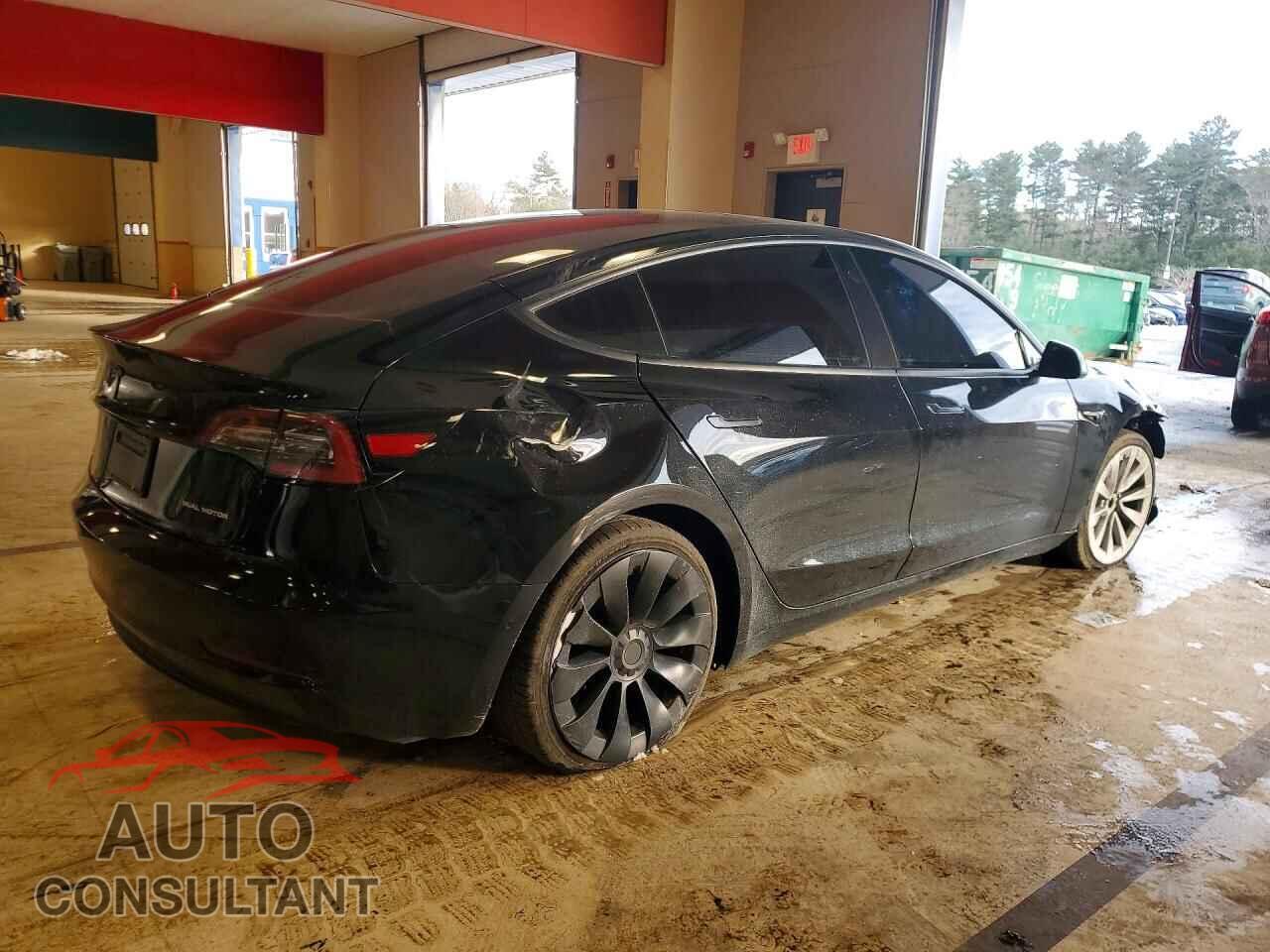 TESLA MODEL 3 2021 - 5YJ3E1EB0MF975345
