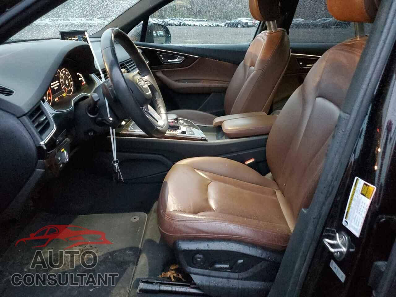 AUDI Q7 2018 - WA1LAAF72JD008884