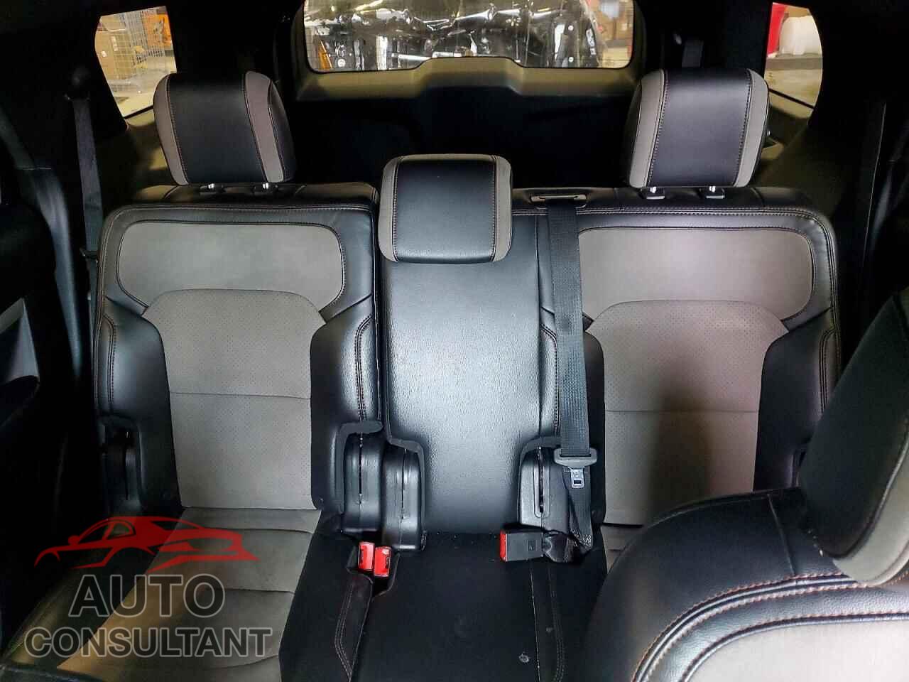 FORD EXPLORER 2017 - 1FM5K8D82HGD84036