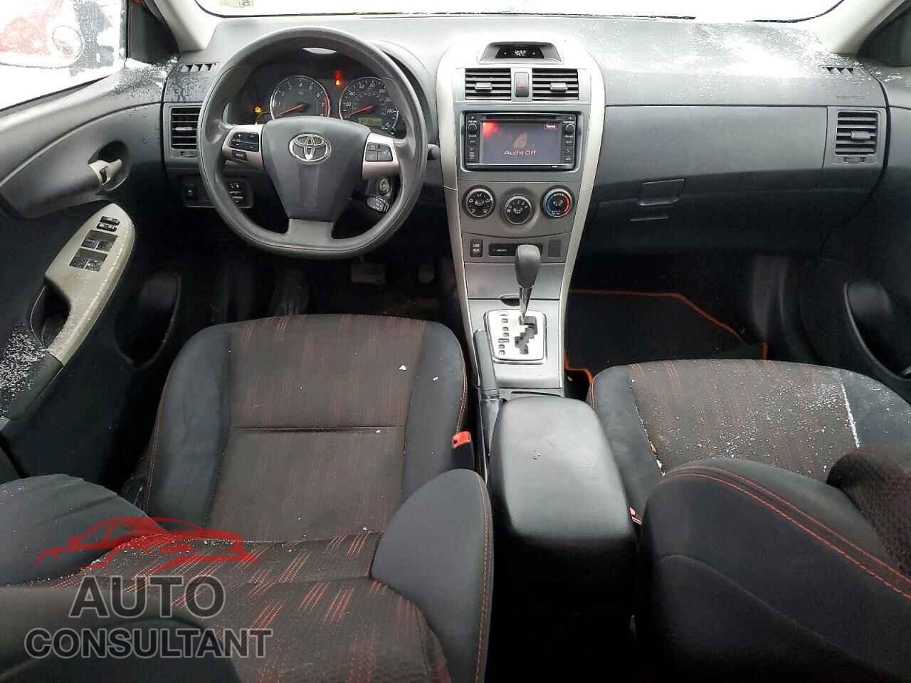 TOYOTA COROLLA 2013 - 2T1BU4EEXDC090214