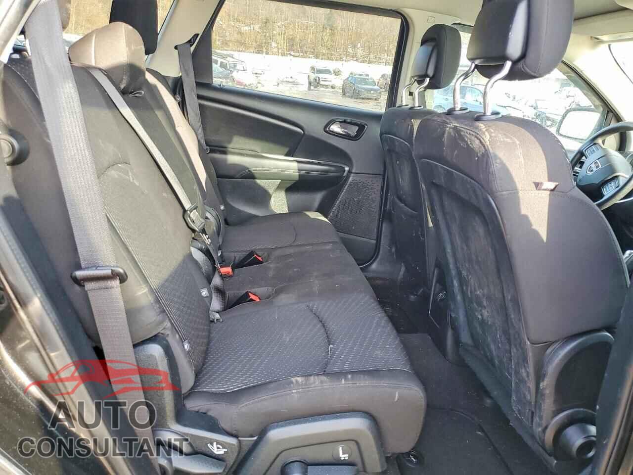 DODGE JOURNEY 2017 - 3C4PDCBGXHT591354