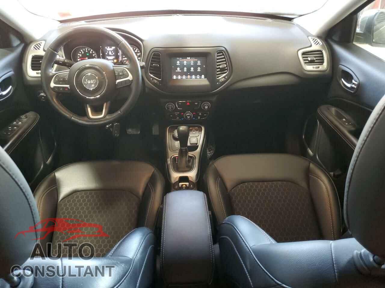 JEEP COMPASS 2020 - 3C4NJDBB9LT100534