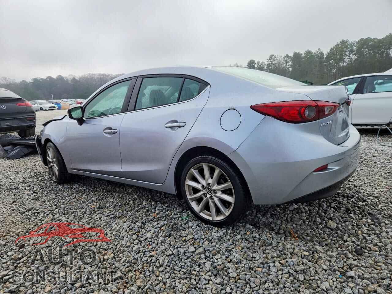 MAZDA 3 2017 - 3MZBN1V74HM108343