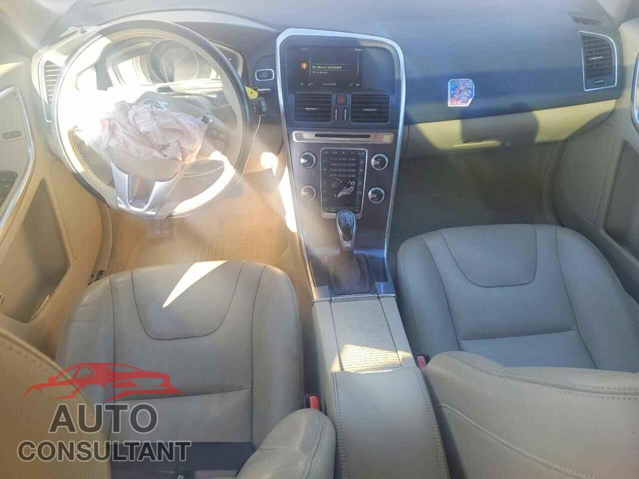 VOLVO XC60 2015 - YV4612RK2F2727562