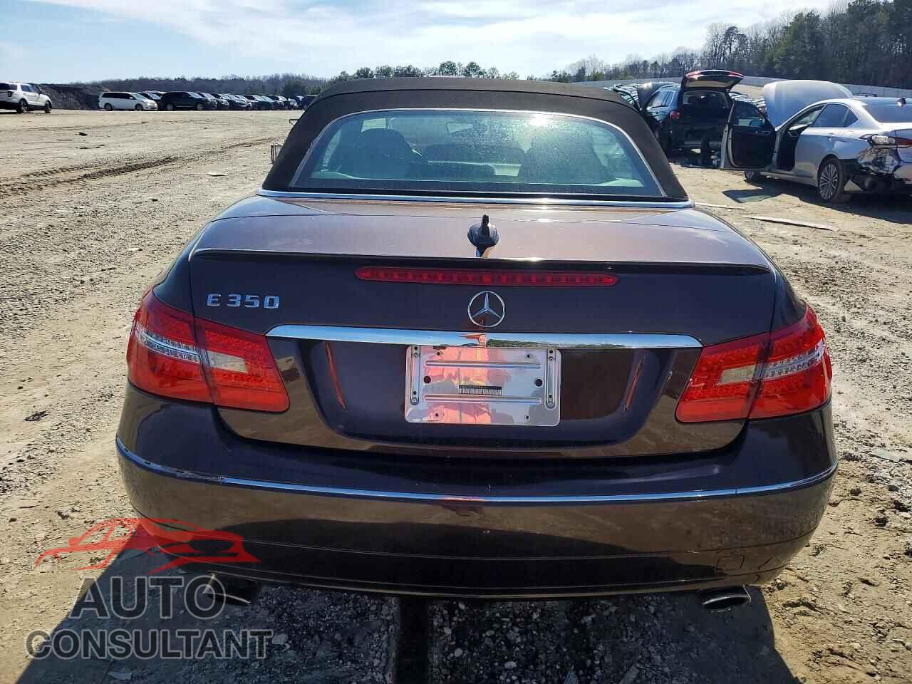 MERCEDES-BENZ E-CLASS 2012 - WDDKK5KF0CF154460