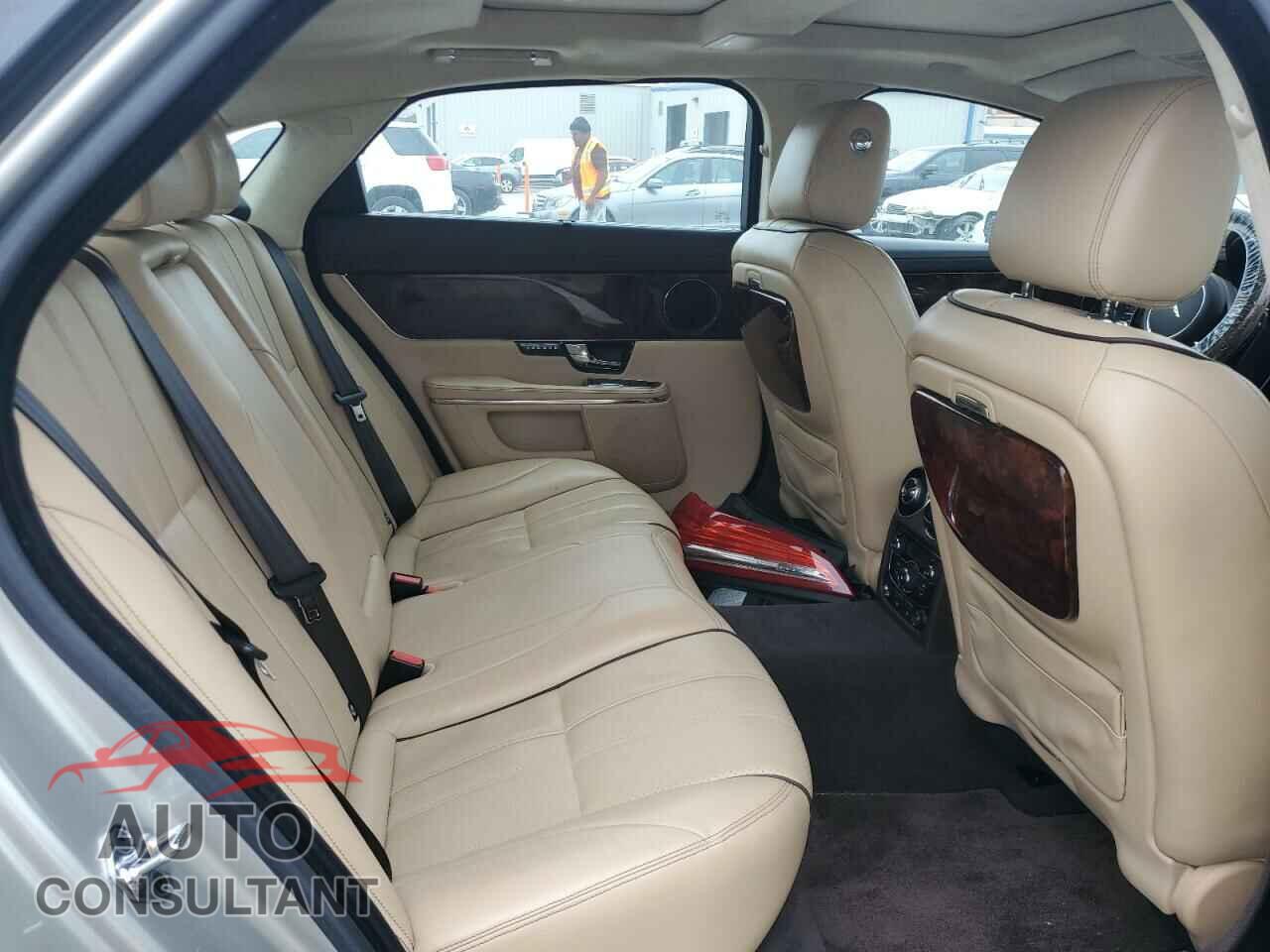 JAGUAR XJ 2012 - SAJWA2GB9CLV37626