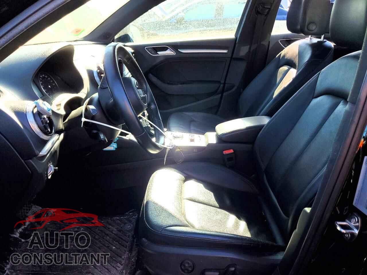 AUDI A3 2017 - WAUAUGFF6H1039868