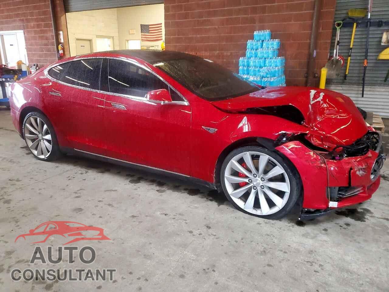TESLA MODEL S 2015 - 5YJSA1E47FF109217