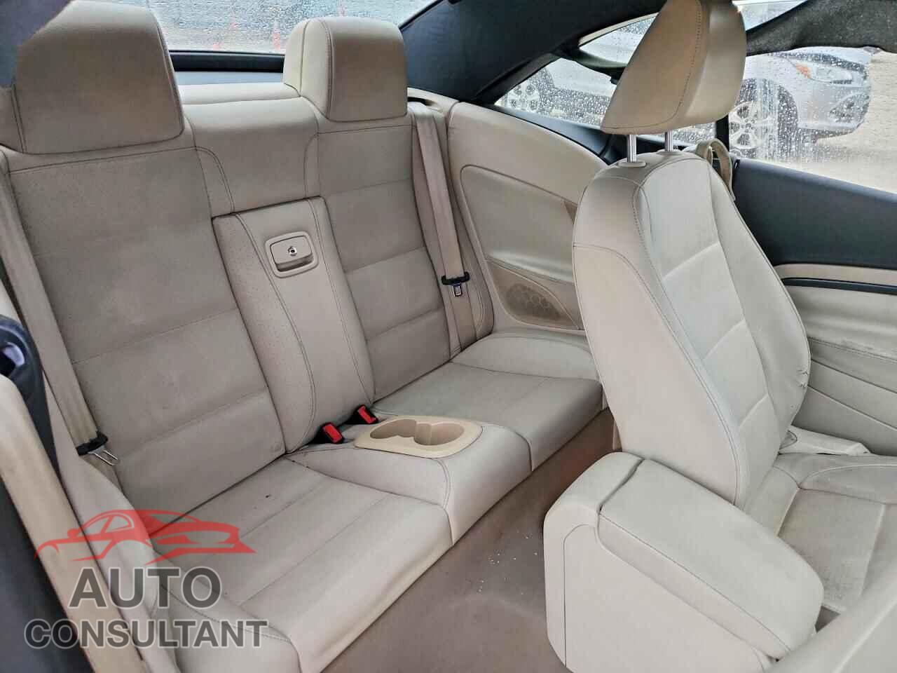 VOLKSWAGEN EOS 2011 - WVWBW7AH8BV004680