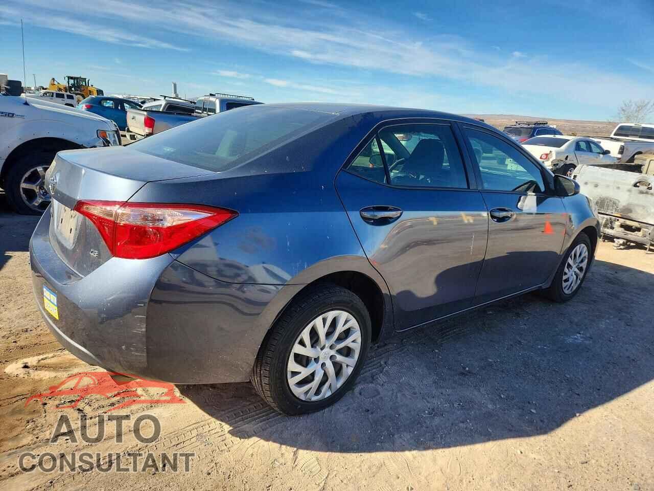 TOYOTA COROLLA 2017 - 5YFBURHE8HP717667