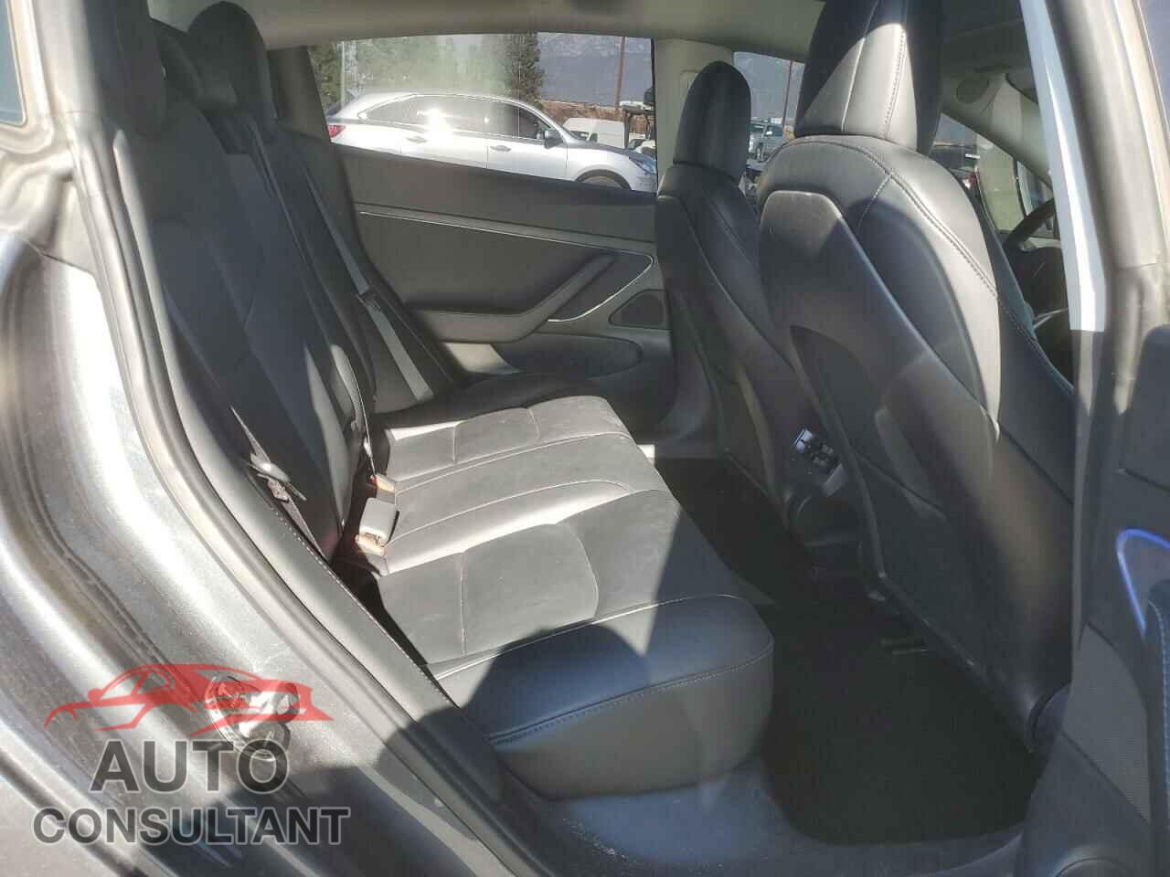 TESLA MODEL 3 2021 - 5YJ3E1EA9MF867541